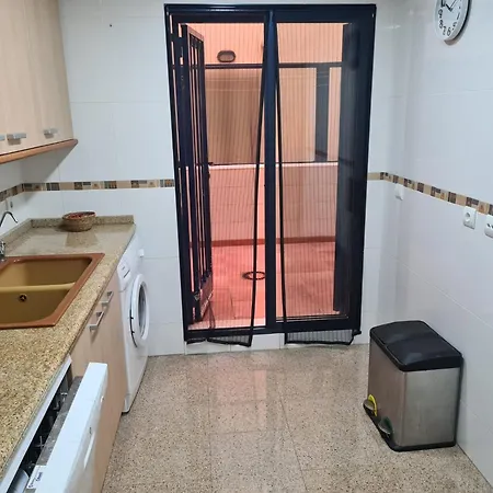 Jardín, Piscina Y Playa