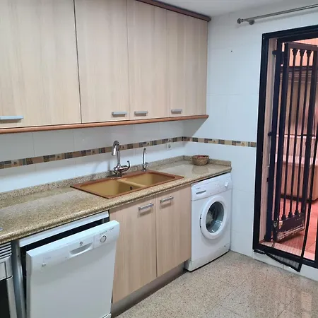 Jardín, Piscina Y Playa Dénia